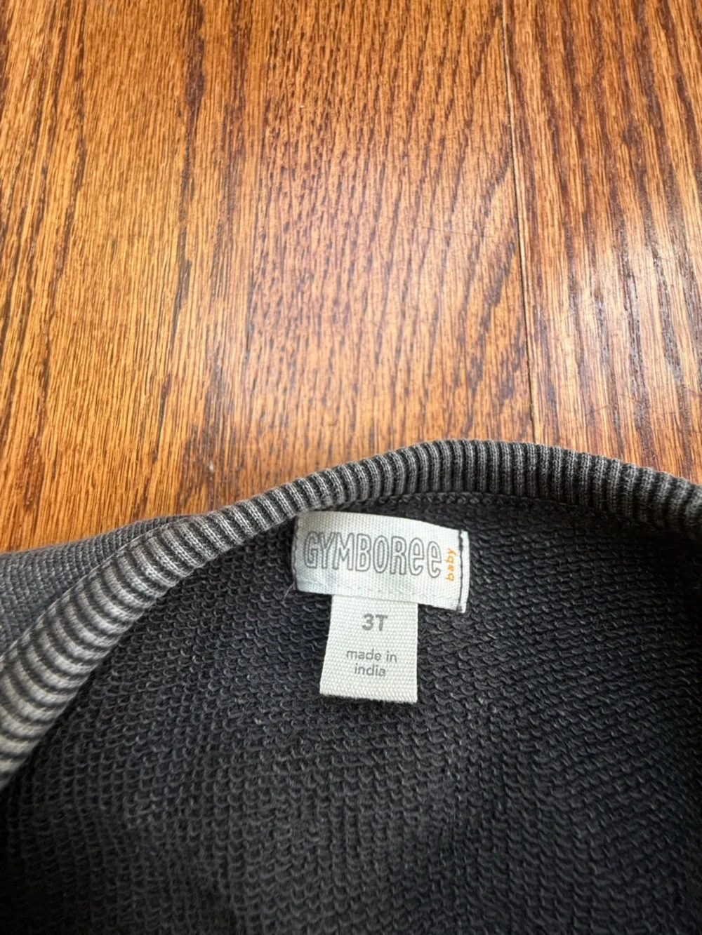 Gymboree Save Our Surf Sweatshirt 3T - Picture 4 of 5
